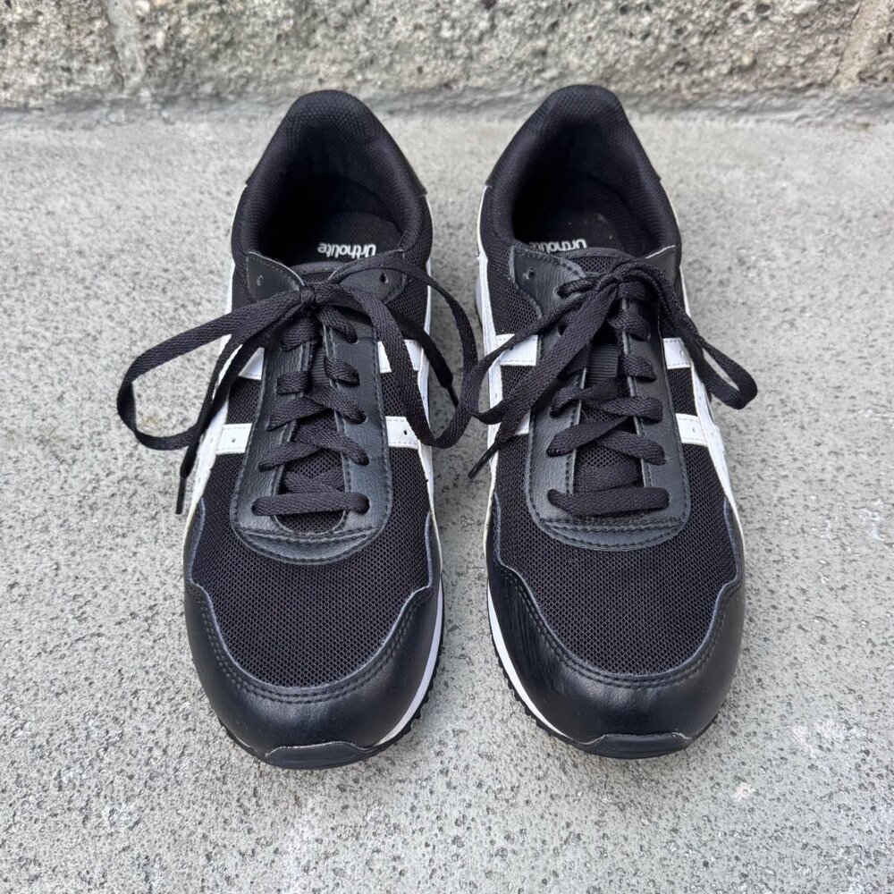 ASICS TIGER RUNNER Sneakers Mens 8.5 Womens 10 Unisex Black Retro Running Shoes - Picture 3 of 11